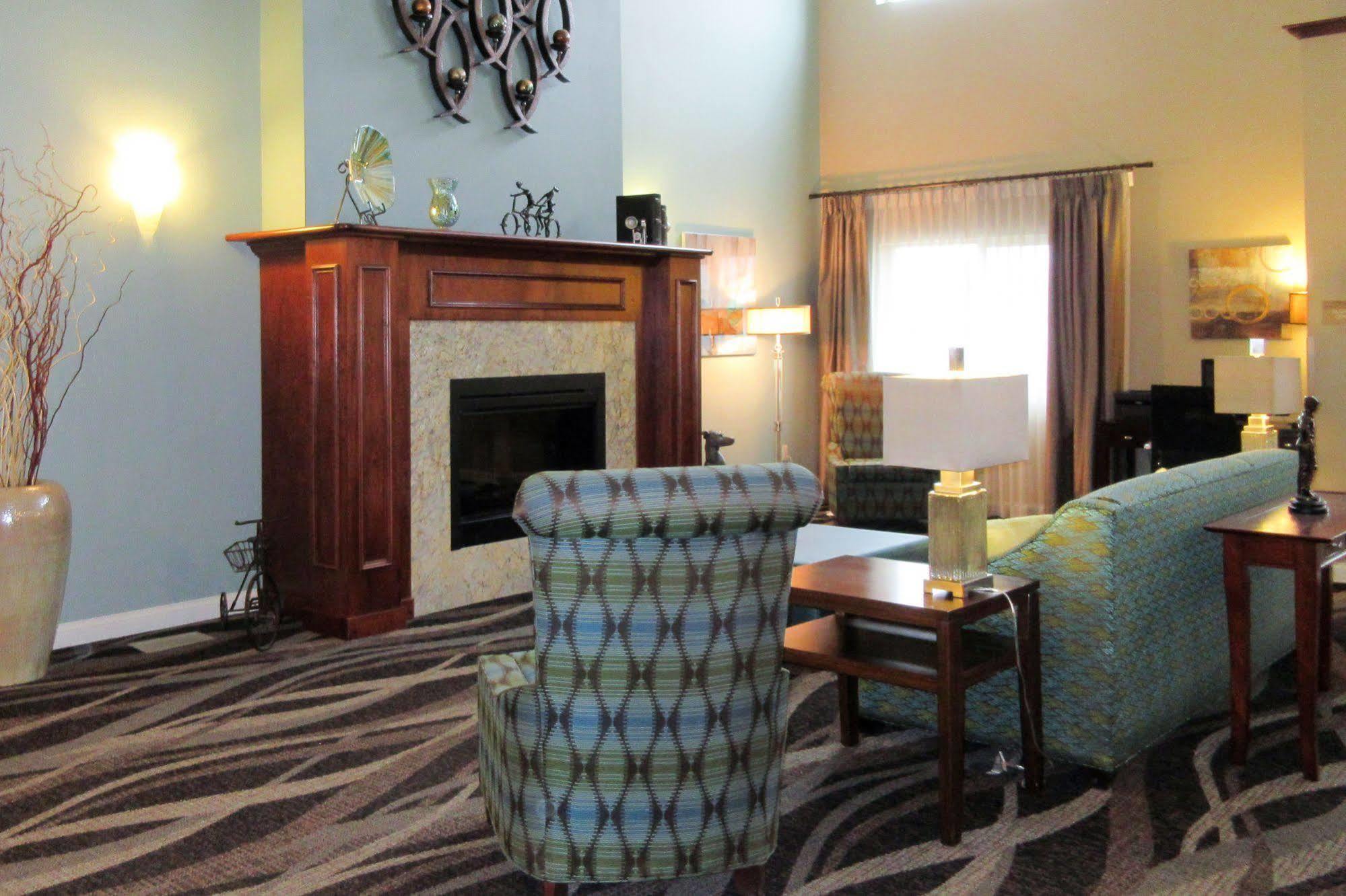 Comfort Inn & Suites - Chisago City Ngoại thất bức ảnh